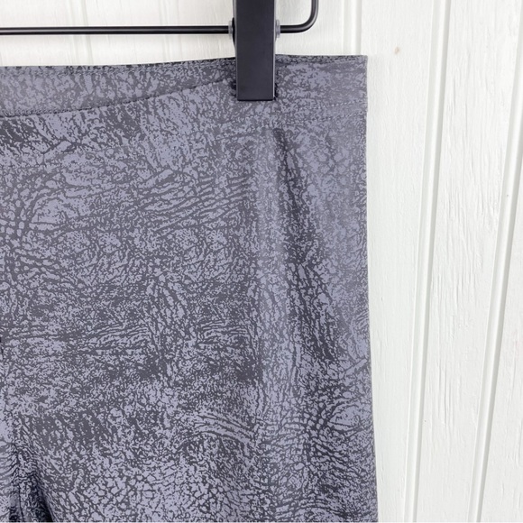 New York and Company Streetwear Leggings Casual Pants Grey Black Size Medium - Picture 4 of 7
